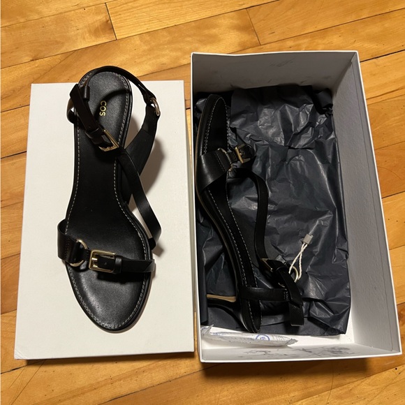 COS BUCKLED STRAPPY HEELED SANDALS size 39 - Picture 2 of 5